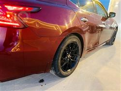 نيسان ماكسيما